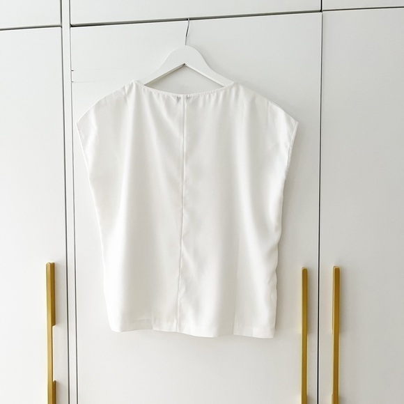 BNWOT Club Monaco blouse - Picture 3 of 7